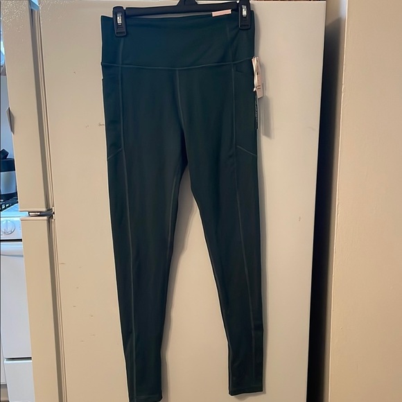 Victoria’s Secret Flow on Point Dark Green High-Waisted Leggings Size 8 Reg NWT - Picture 1 of 8